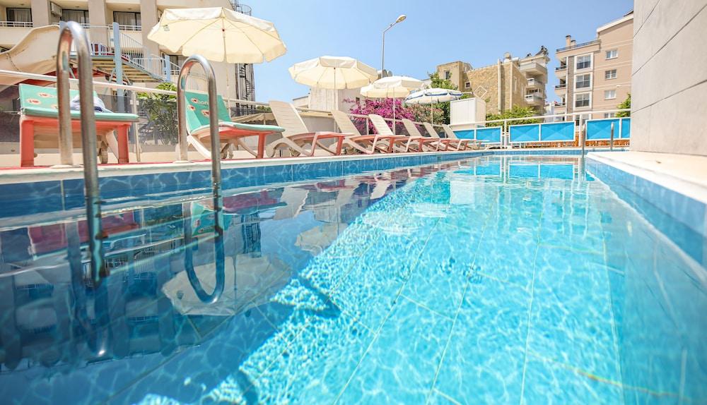 Delta Hotel Didim Esterno foto