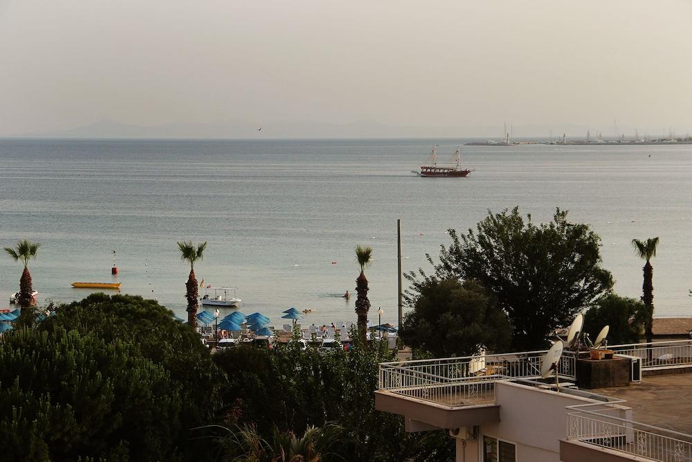 Delta Hotel Didim Esterno foto